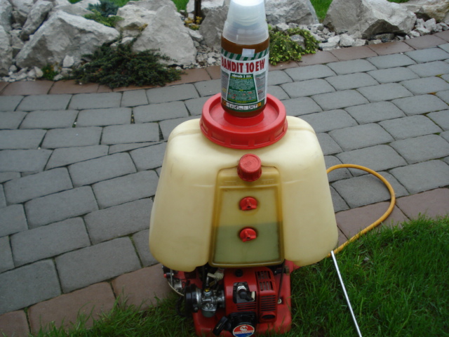 Pumpa pro speciální chemické postřiky speciální pumpa a chemikálie pro dezinsekce